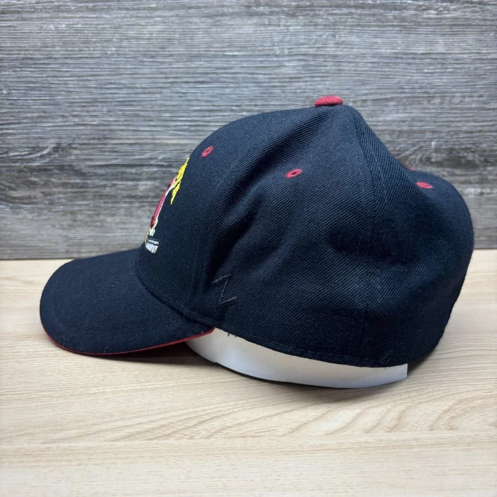 Vintage Minnesota Golden Gophers Hat Cap Fitted 7 1/2 Black Hockey NCAA Zephyr Z